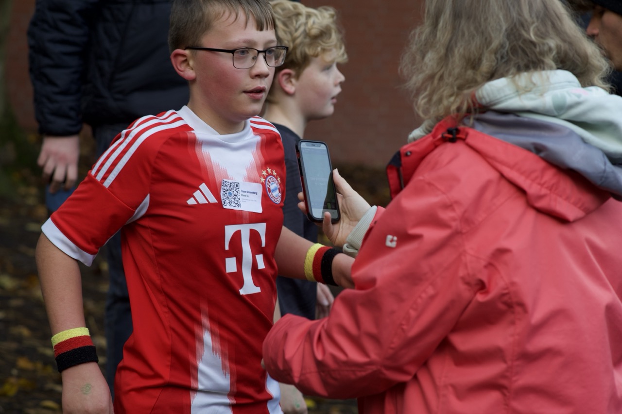 Groß (f27637504)